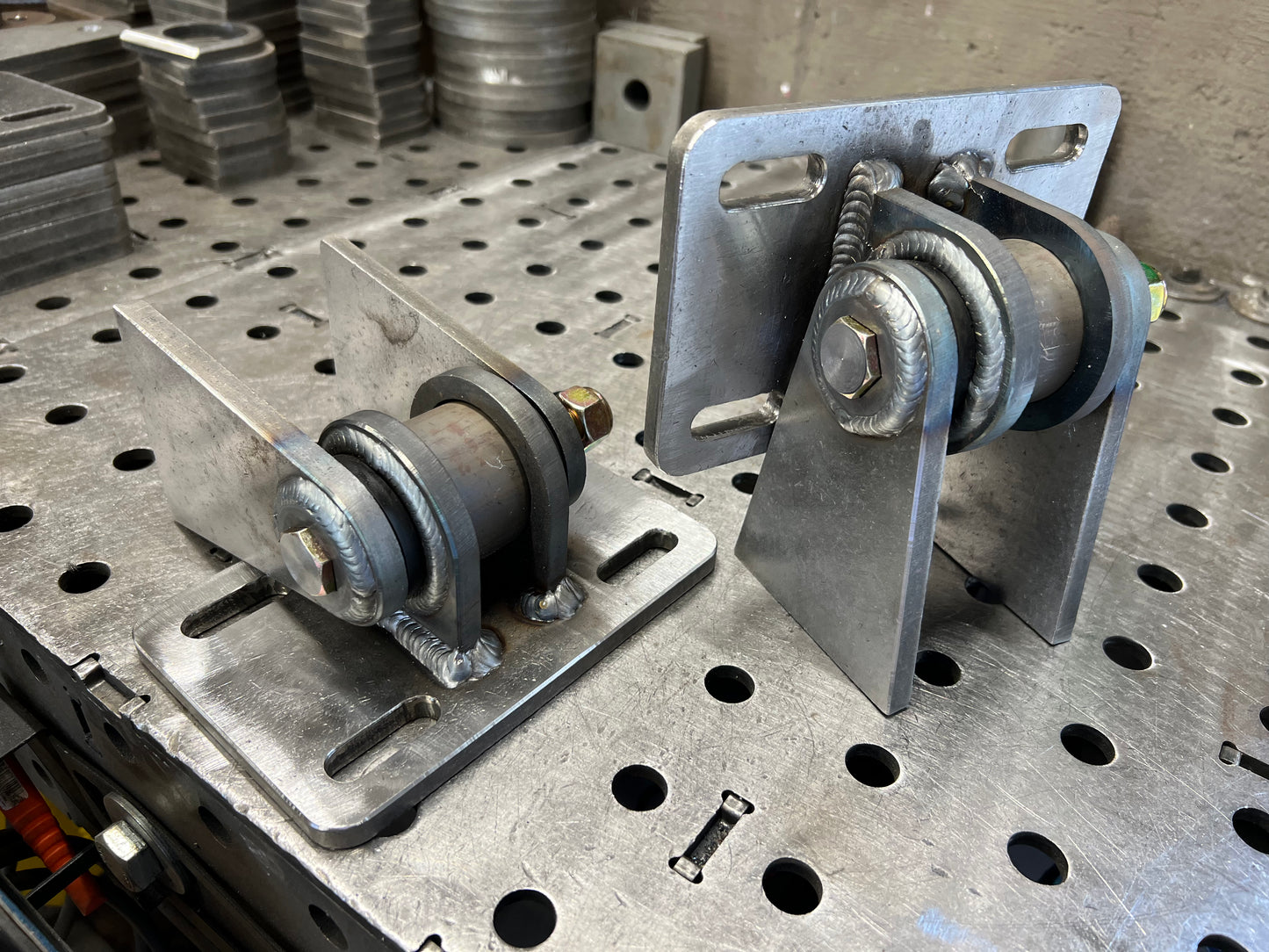 Universal Adjustable LS 4.8, 5.3, 6.0 Engine Mounts