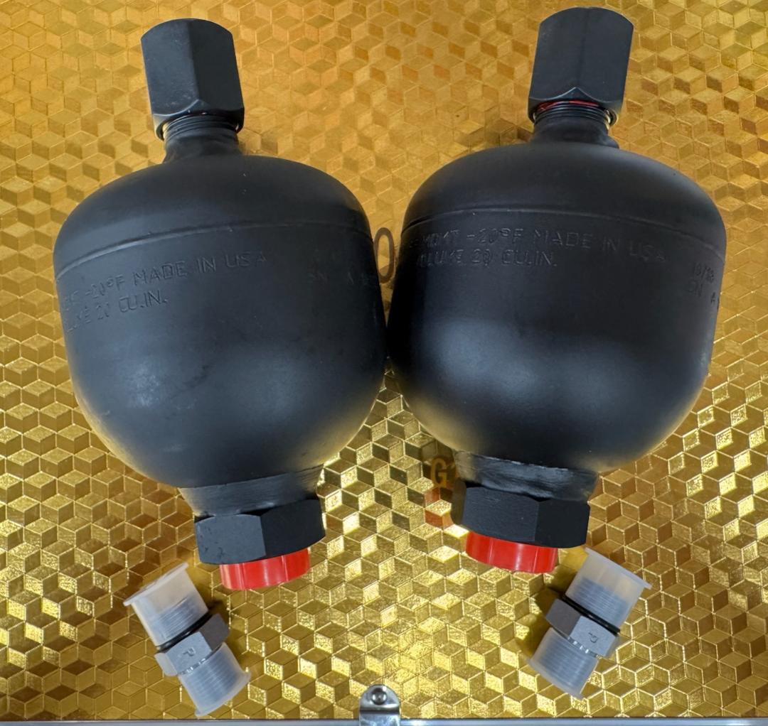 Hydraulic Accumulators 2pc