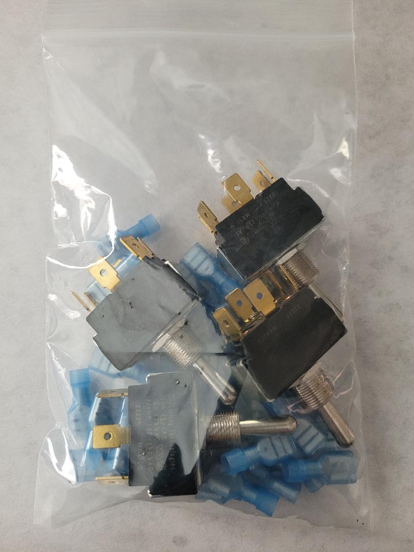 Carling Toggle Switch 6 Prong